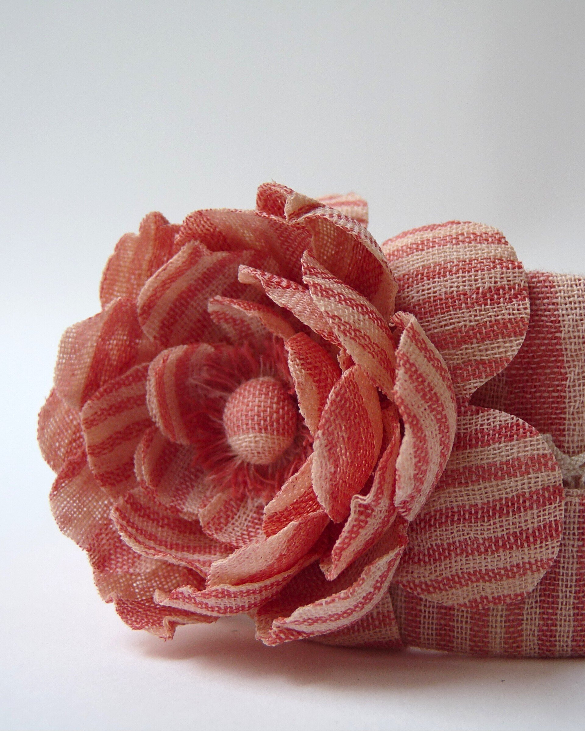 Rosa Rugosa · Rayas · Puntilla - 3